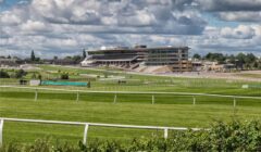 Cheltenham Showcase 2025 Preview – Best Bets & Horses to Follow from October Races